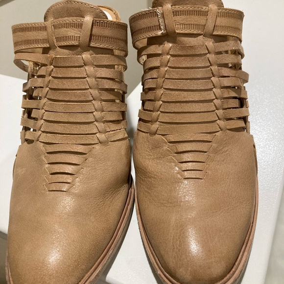 Dolce Vita size 10 Tan Mule - Picture 3 of 9